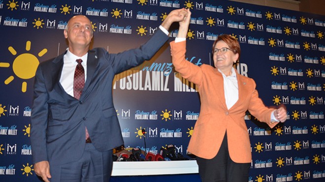 Akşener, 'İzmir'i kokudan, sığınmacıdan kurtaracak' dedi, elini kaldırdı: Özlale, büyükşehir adayı!