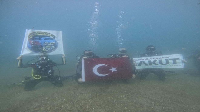 AKUT'tan suyun altında 100'üncü yıl kutlaması