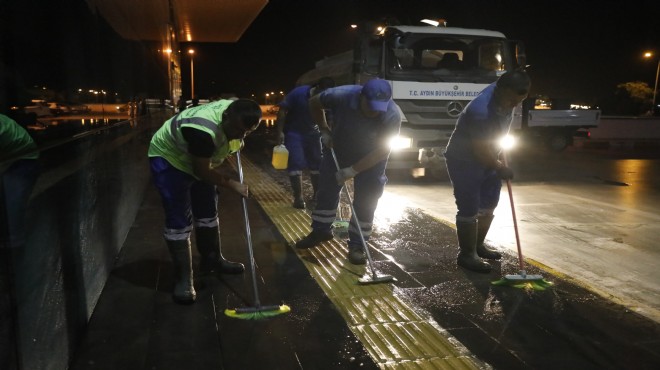 Aydın Büyükşehir Belediyesi bayram öncesi otogarları tertemiz yaptı