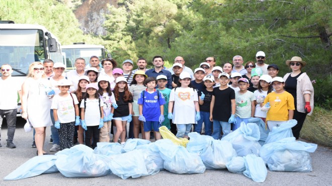 Balçovalı miniklerden 'çöp' çağrısı!