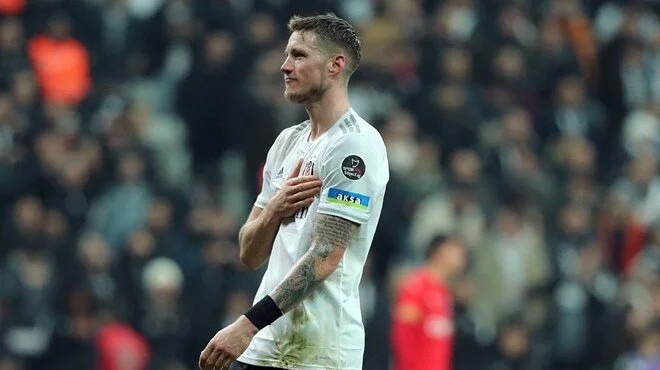 Beşiktaş'ta Weghorst'un sözleşmesi feshedildi