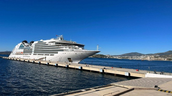 Bodrum'a kruvaziyerden turist akını!