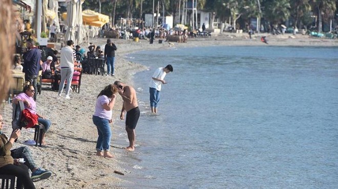 Bodrum'da turistler denize girdi