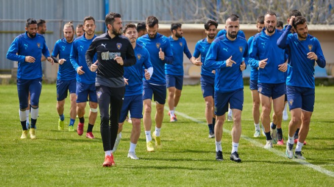 Bucaspor 1928'de üç oyuncu kadro dışı!