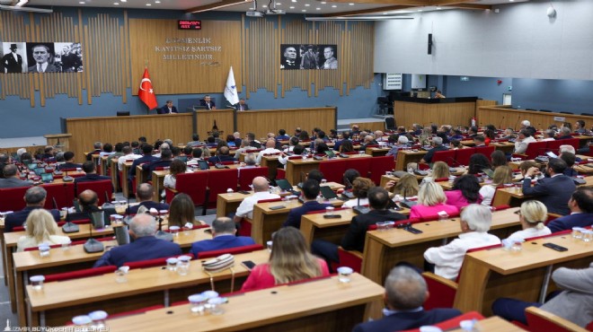 CHP Genel Başkanı Özel'den başkanlar zirvesi