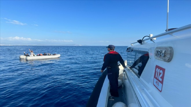 Didim'de 14 düzensiz göçmen kurtarıldı