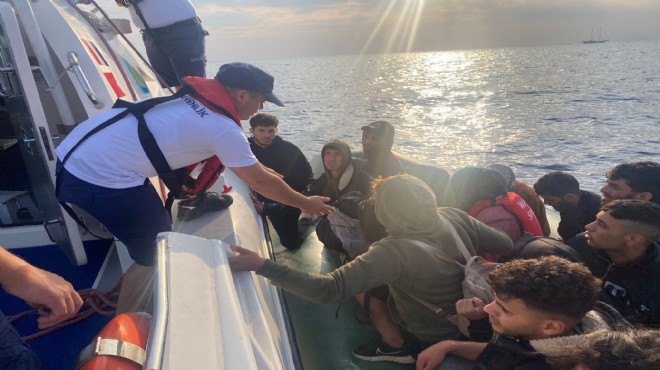 Ege Denizi'nde can pazarı... 46 göçmen kurtarıldı!