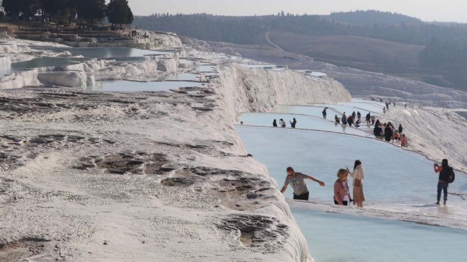 Ege'nin turizm cennetine ziyaretçi akını!