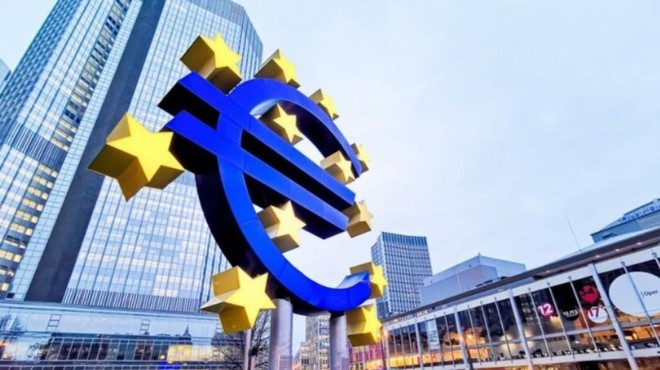 Euro Bölgesi'nde enflasyon 2 haneye yükseldi