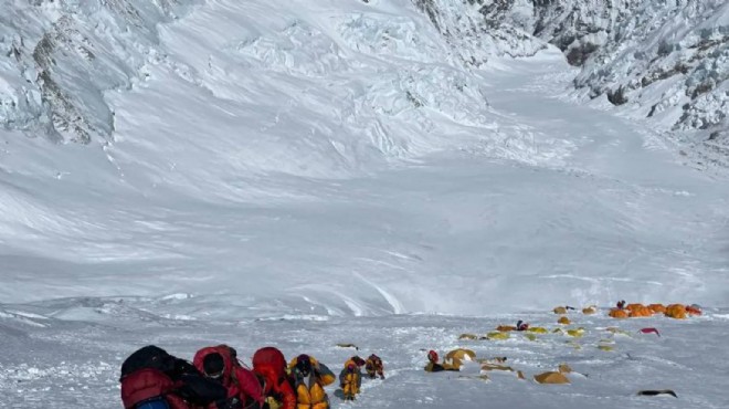 Everest'te kaybolan dağcı ölü bulundu