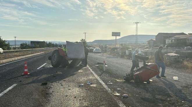 Feci kazada traktör ikiye bölündü: 8 yaralı!