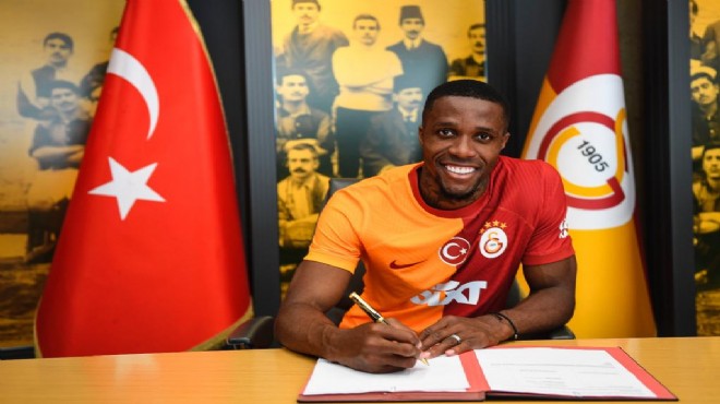 Galatasaray, Wilfried Zaha transferini KAP'a bildirdi!