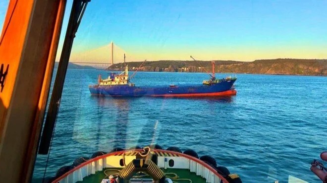 İstanbul Boğazı'nda gemi trafiği durduruldu