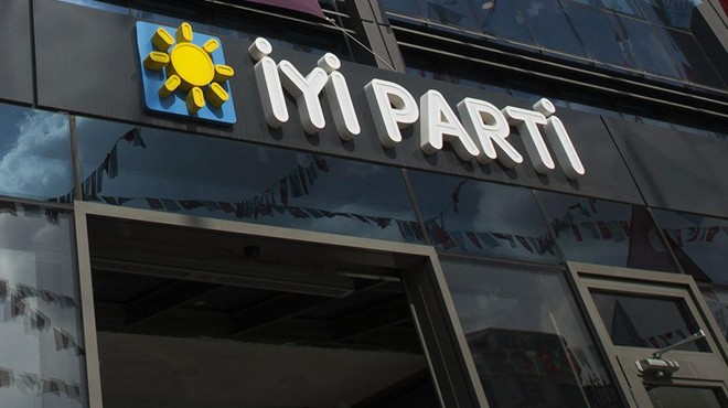 İYİ Parti'de GİK üyesi istifa etti