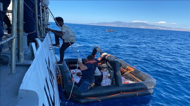 İzmir'de 66 düzensiz göçmen kurtarıldı, 37 göçmen de yakalandı