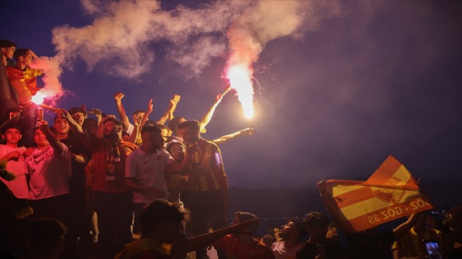 İzmir'de Göztepe coşkusu... Yer sarı gök kırmızı!