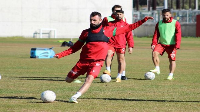 Karşıyaka'da Batuhan formayı kaptı!