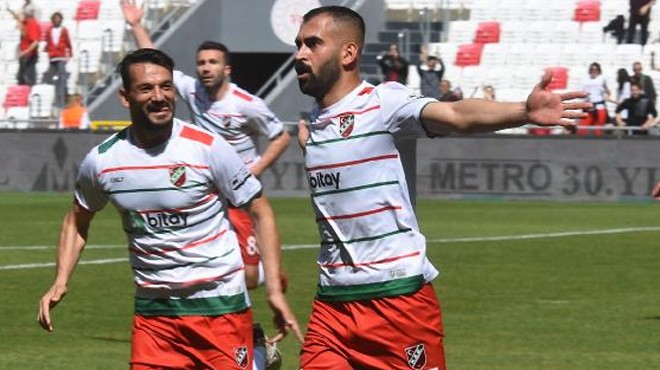 Karşıyaka yeniden Play-Off yarışında!