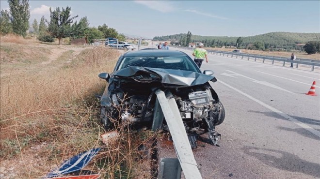 Korkunç kaza... Bariyerlere ok gibi saplandı!