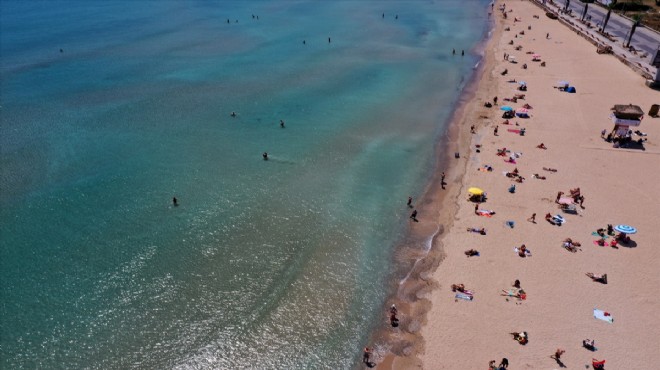 Kuşadası ve Didim'de turistlerin deniz keyfi