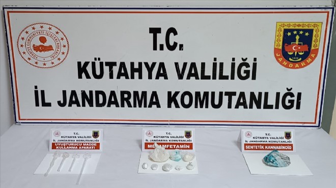 Kütahya'da zehir tacirleri tutuklandı