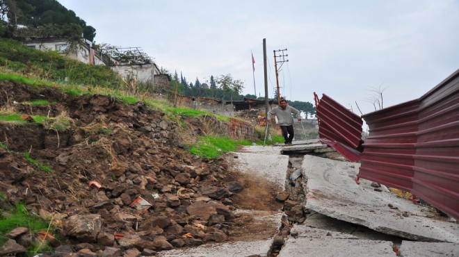 Manisa'da bir mahalle diken üstünde!