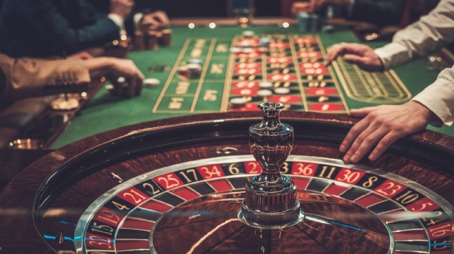 Oda başkanı 'tehdit ediliyorum, 70 milyar dolar devlete aksın' dedi… Casino İzmir!