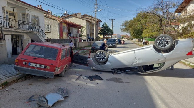 Otomobil devrildi: 3 kişi yaralandı