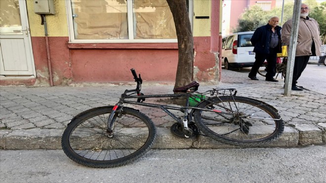 Otomobille çarpıştı... Bisiklet sürücüsü yaralandı!