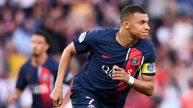 Real Madrid'de Mbappe için transfer kararı