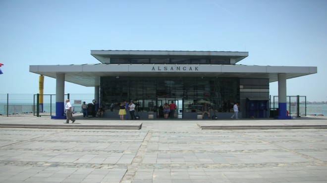 İzmir'de deniz ulaşımı normale döndü