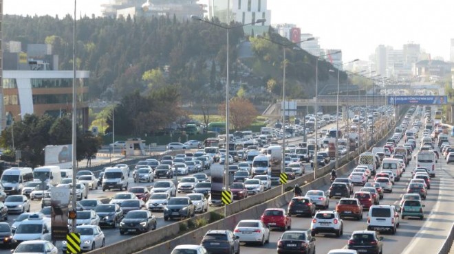 Trafikte yeni araç kayıtları artıyor!