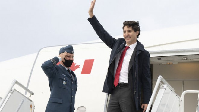 Trudeau'nun uçağı arızalandı: Hindistan'da mahsur kaldı