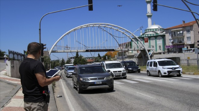 Uşak'ta dron ile trafik denetimi yapıldı