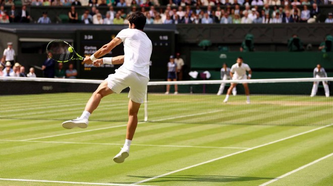 Wimbledon’da nefes kesen final!